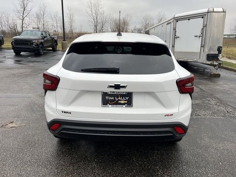 New 2026 Chevrolet Trax RS w/ Sunroof Package image 6