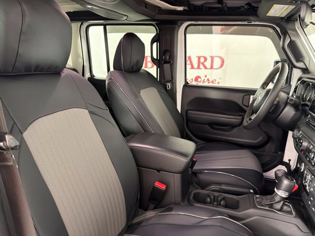 Used 2024 Jeep Gladiator Sport AWD/4WD image 31