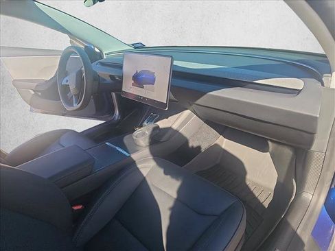 Used 2025 Tesla Model 3 Long Range image 12