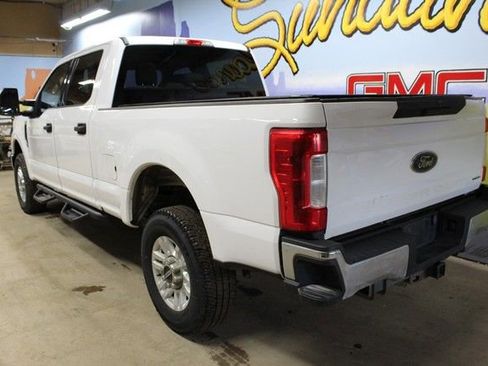 Used 2019 Ford F250 XLT AWD/4WD image 6