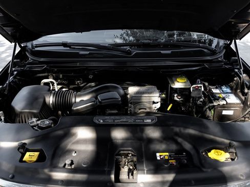 Used 2022 Jeep Wagoneer Series III w/ Premium Group I image 62