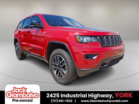 Used 2020 Jeep Grand Cherokee Trailhawk AWD/4WD image 1