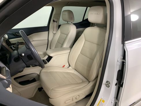 Used 2020 GMC Acadia Denali w/ Denali Ultimate Package image 30