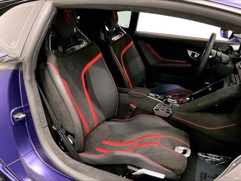 Used 2024 Lamborghini Huracan Tecnica image 14