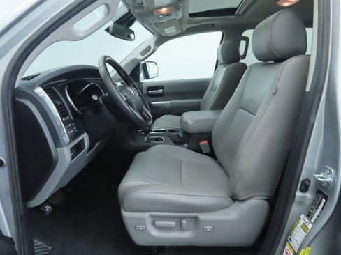 Used 2021 Toyota Sequoia Limited image 20