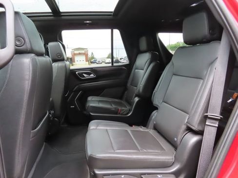 Used 2024 Chevrolet Tahoe Z71 w/ Z71 Off-Road Package AWD/4WD image 22