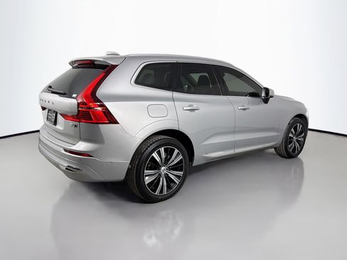 Certified 2023 Volvo XC60 B5 Plus w/ Climate Package AWD/4WD image 6