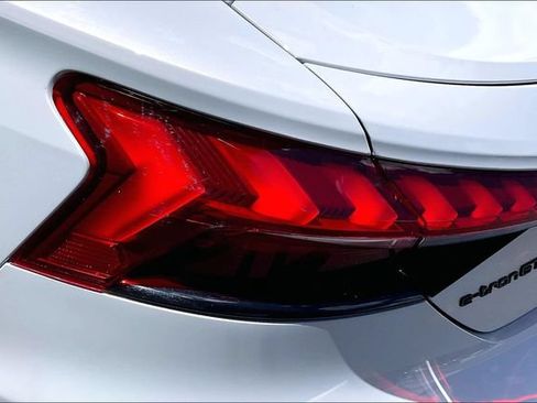 Certified 2023 Audi e-tron GT Premium Plus w/ Performance Package AWD/4WD image 29