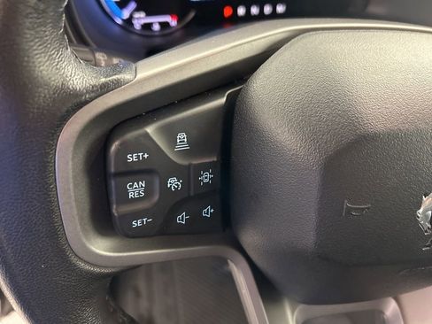 Used 2022 Ford Bronco Badlands image 16