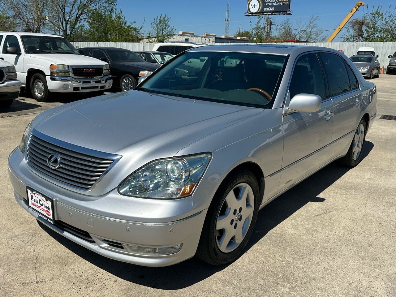 Used 2004 Lexus LS 430 RWD image 2
