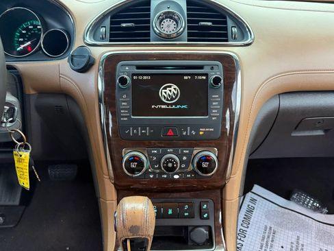 Used 2014 Buick Enclave Leather FWD image 16
