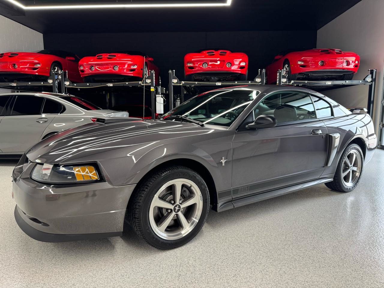 Used 2003 Ford Mustang Mach 1 RWD image 5