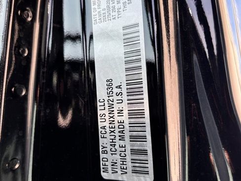 Used 2022 Jeep Wrangler Unlimited Sahara AWD/4WD image 23