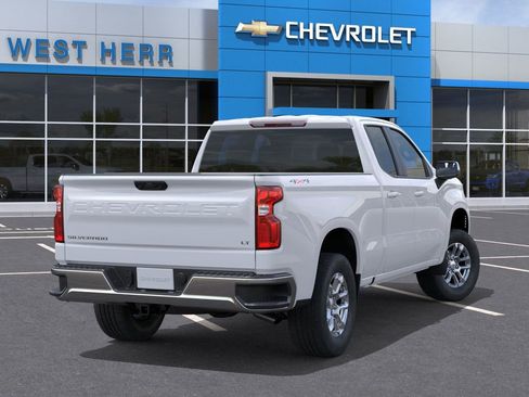 New 2026 Chevrolet Silverado 1500 LT image 4
