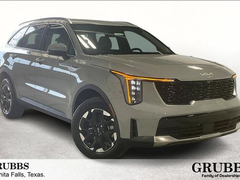 Used 2025 Kia Sorento S AWD/4WD image 1