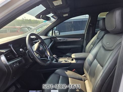 Used 2023 Cadillac XT6 Luxury FWD image 7