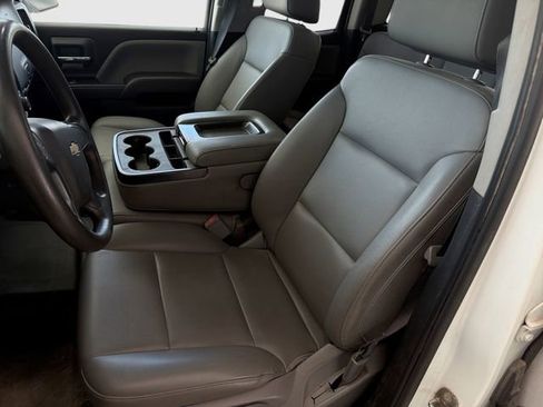 Used 2019 Chevrolet Silverado 1500 W/T w/ WT Convenience Package AWD/4WD image 19