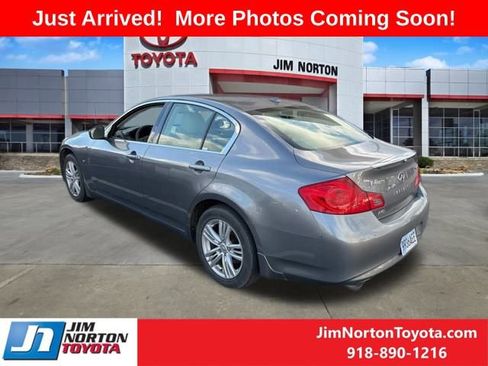 Used 2015 INFINITI Q40 AWD w/ Navigation Package image 6