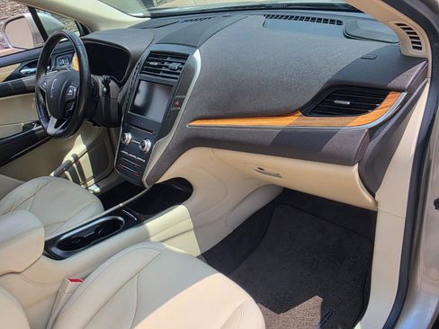 Used 2015 Lincoln MKC AWD w/ Equipment Group 101A Select image 22