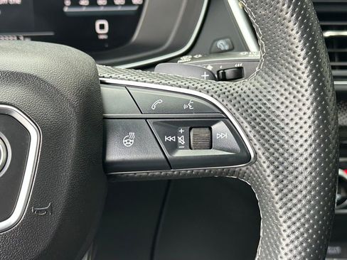 Used 2022 Audi SQ5 Prestige image 37