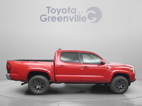 Certified 2023 Toyota Tacoma SR5 AWD/4WD image 18