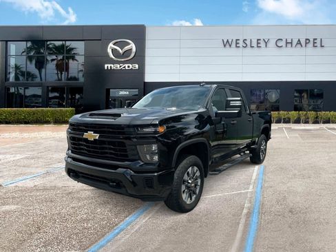 Used 2024 Chevrolet Silverado 2500 Custom w/ Custom Convenience Package AWD/4WD image 1