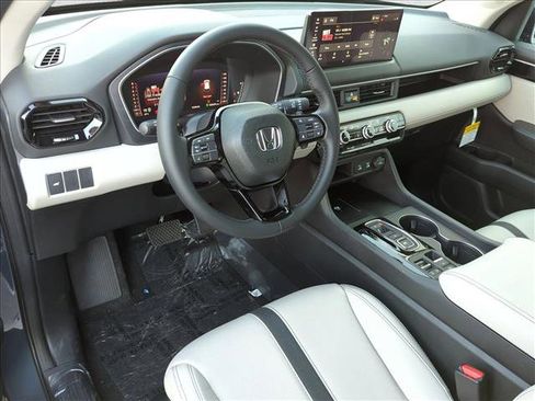 New 2026 Honda Pilot EX-L image 3