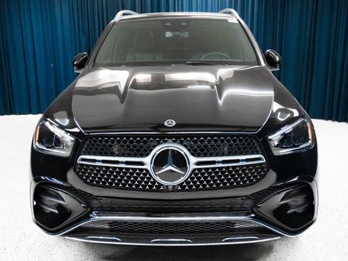 New 2026 Mercedes-Benz GLE 450 4MATIC image 2