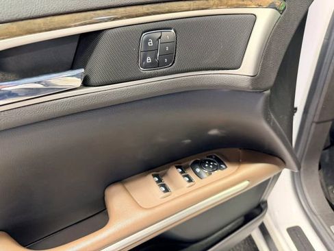 Used 2013 Lincoln MKZ image 6