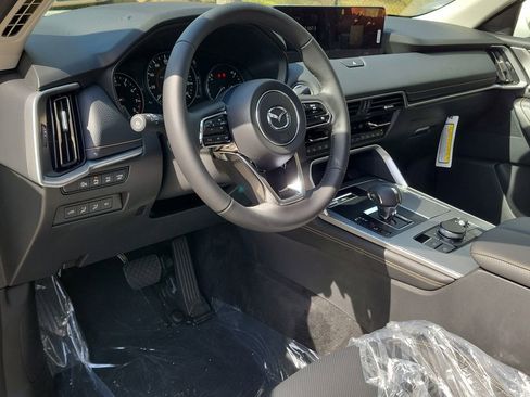 New 2026 MAZDA CX-90 3.3 Turbo w/ Preferred Package AWD/4WD image 18
