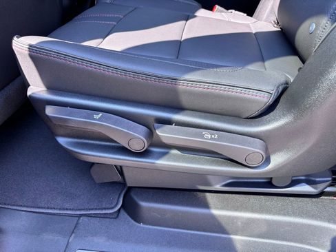 New 2025 Chevrolet Suburban RST w/ Comfort Package image 41