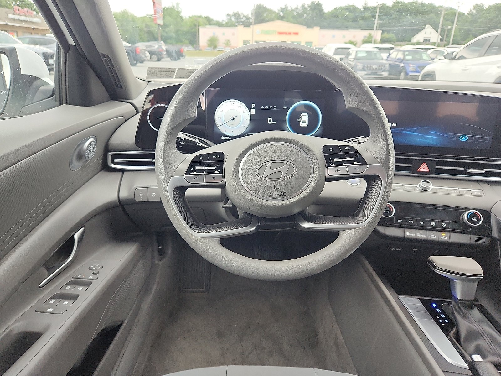 Certified 2024 Hyundai Elantra SEL FWD image 9