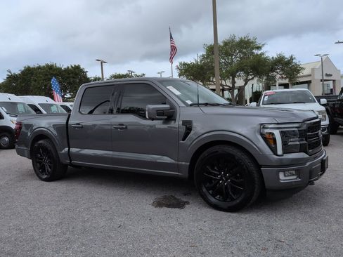 Used 2024 Ford F150 Lariat w/ FX4 Off-Road Package AWD/4WD image 2