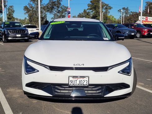 Used 2025 Kia EV6 Wind image 2