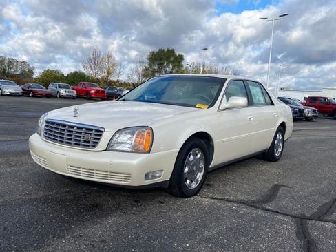Used 2000 Cadillac De Ville Base w/ Comfort/Convenience Pkg image 1