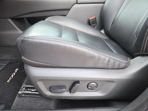 Used 2021 Nissan Rogue SL FWD image 17