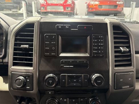 Used 2017 Ford F350 XL w/ Power Equipment Group AWD/4WD image 17