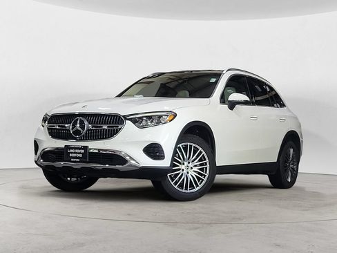 Used 2025 Mercedes-Benz GLC 300 4MATIC image 1