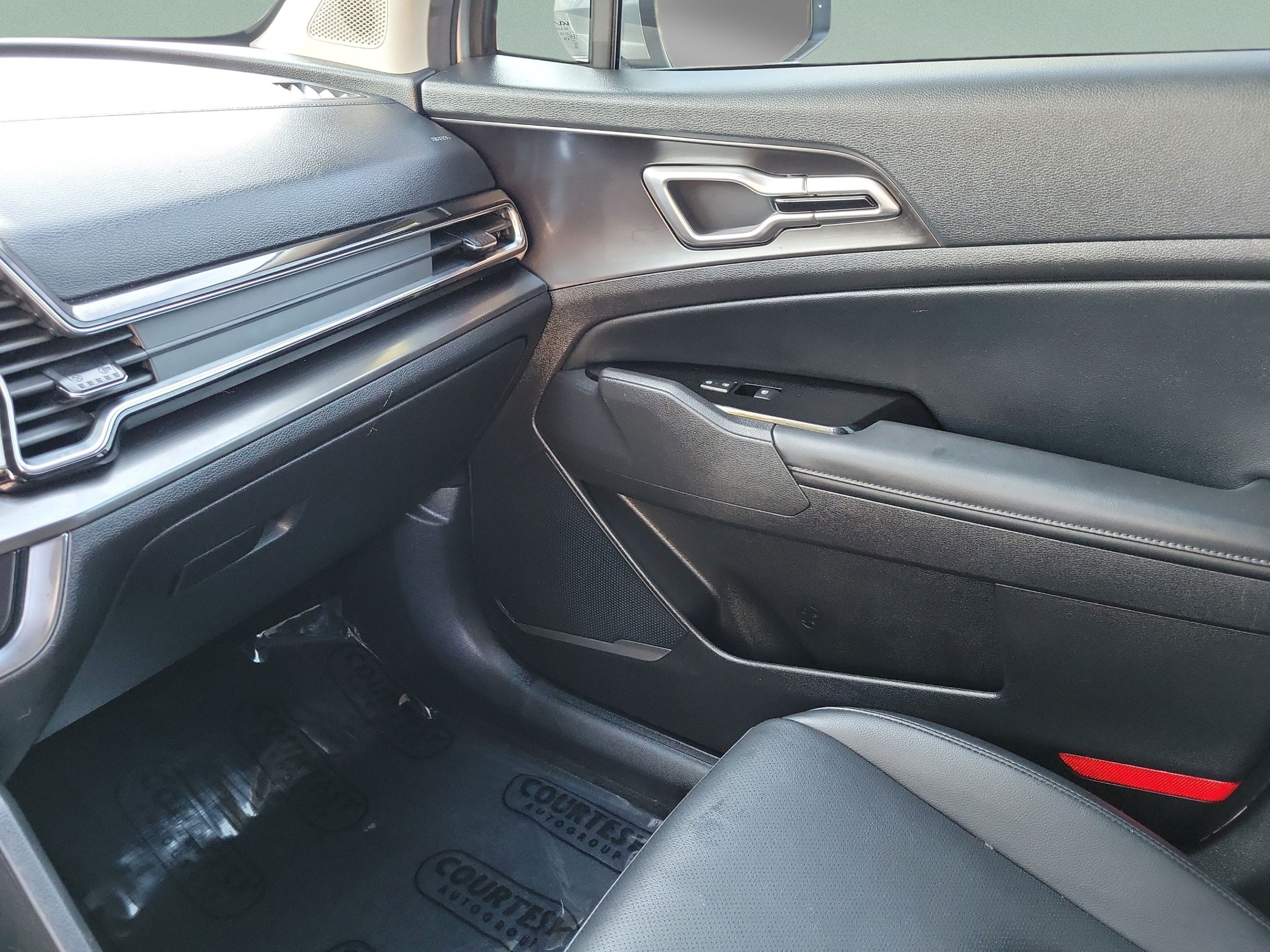 Certified 2024 Kia Sportage EX FWD image 21