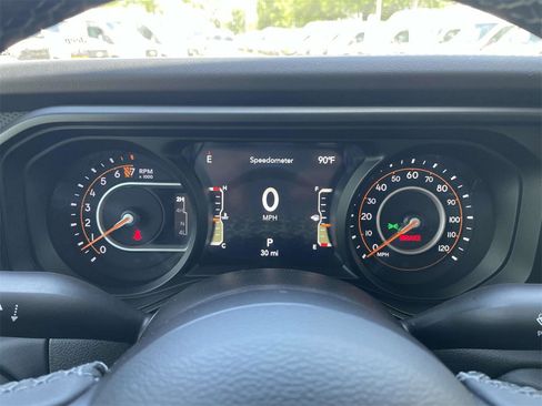 New 2025 Jeep Gladiator Rubicon w/ Convenience Group image 16