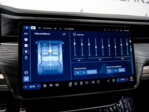 Used 2023 Rivian R1S Adventure image 26