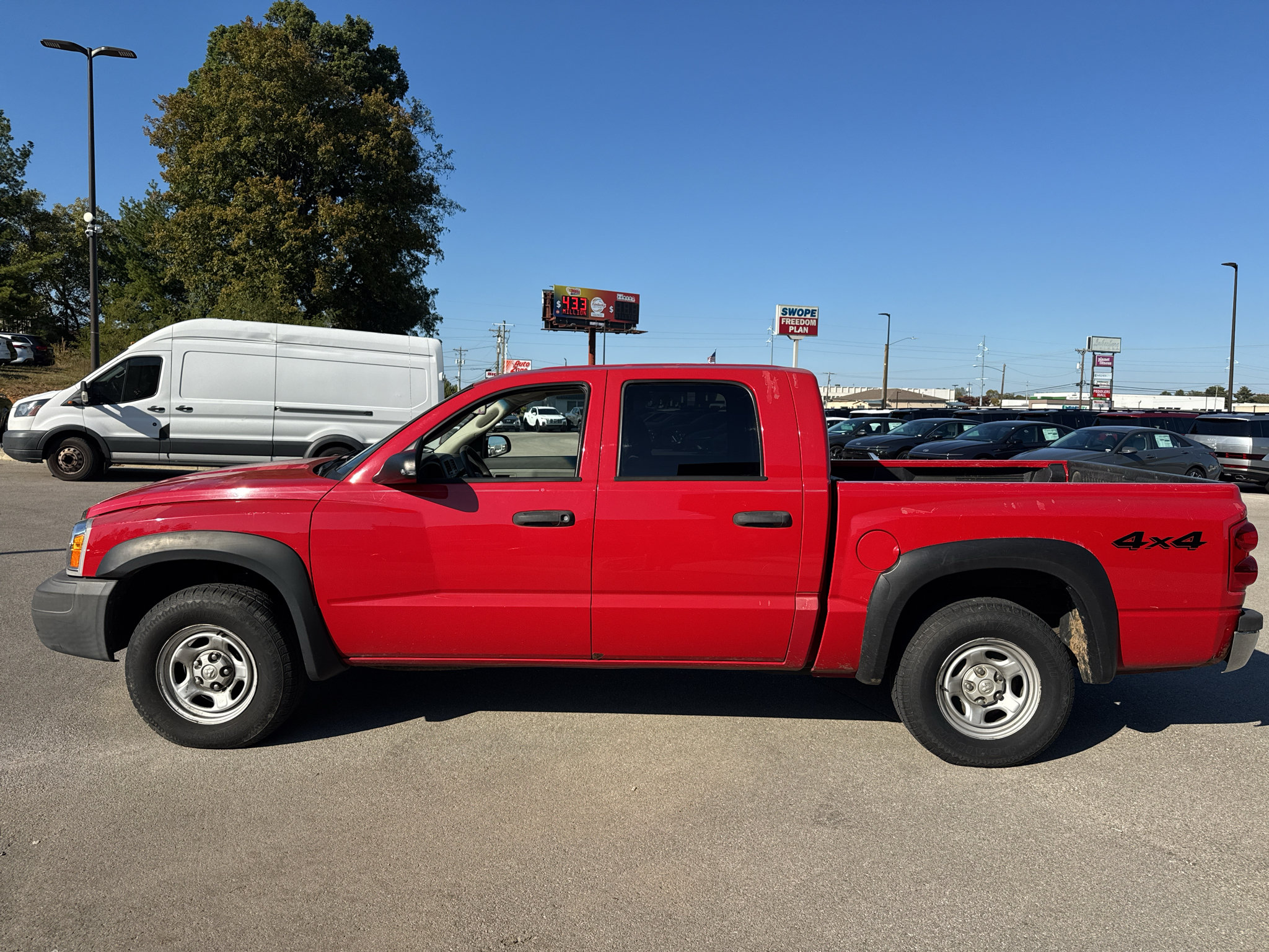 Used 2006 Dodge Dakota ST AWD/4WD image 8