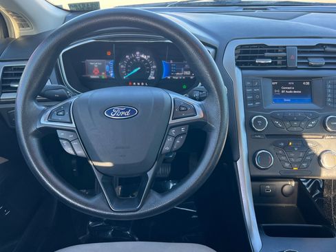 Used 2017 Ford Fusion S image 11