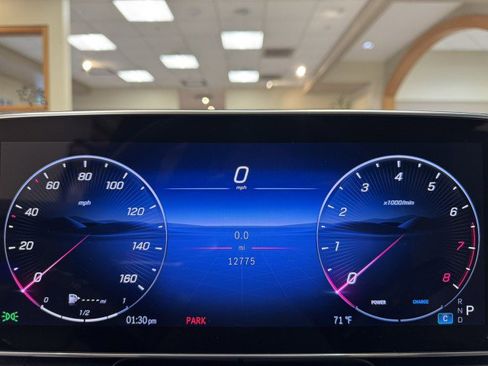 Certified 2025 Mercedes-Benz GLC 300 image 61