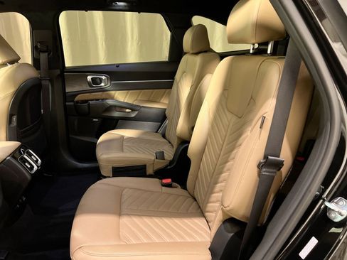 Used 2024 Kia Sorento SX Prestige w/ Olive Brown Leather Package image 26