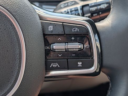 Used 2025 Kia Sorento S w/ Panoramic Sunroof Package FWD image 26