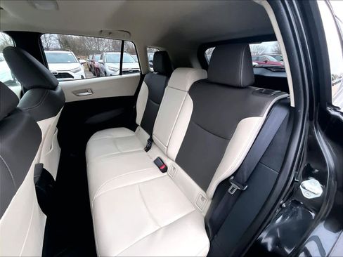 Certified 2023 Toyota Corolla Cross XLE image 15