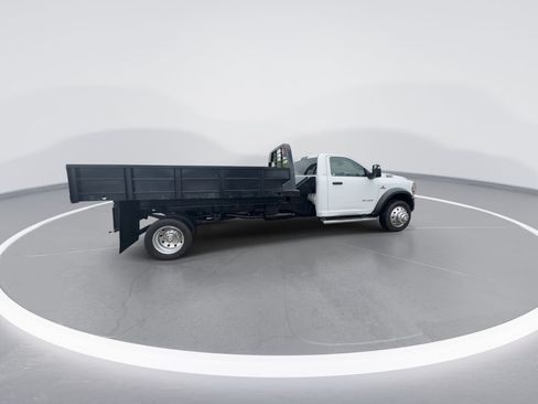Used 2024 RAM 5500 SLT w/ Quick Order Package 2YG SLT AWD/4WD image 9