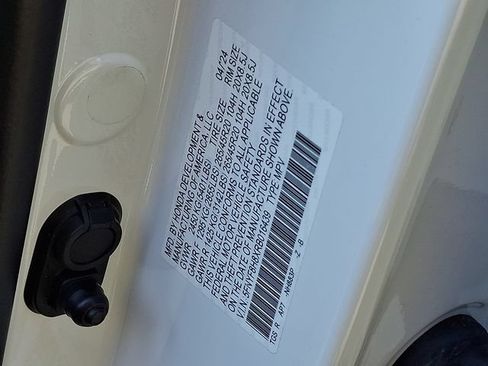 Used 2024 Honda Passport Black Edition image 29