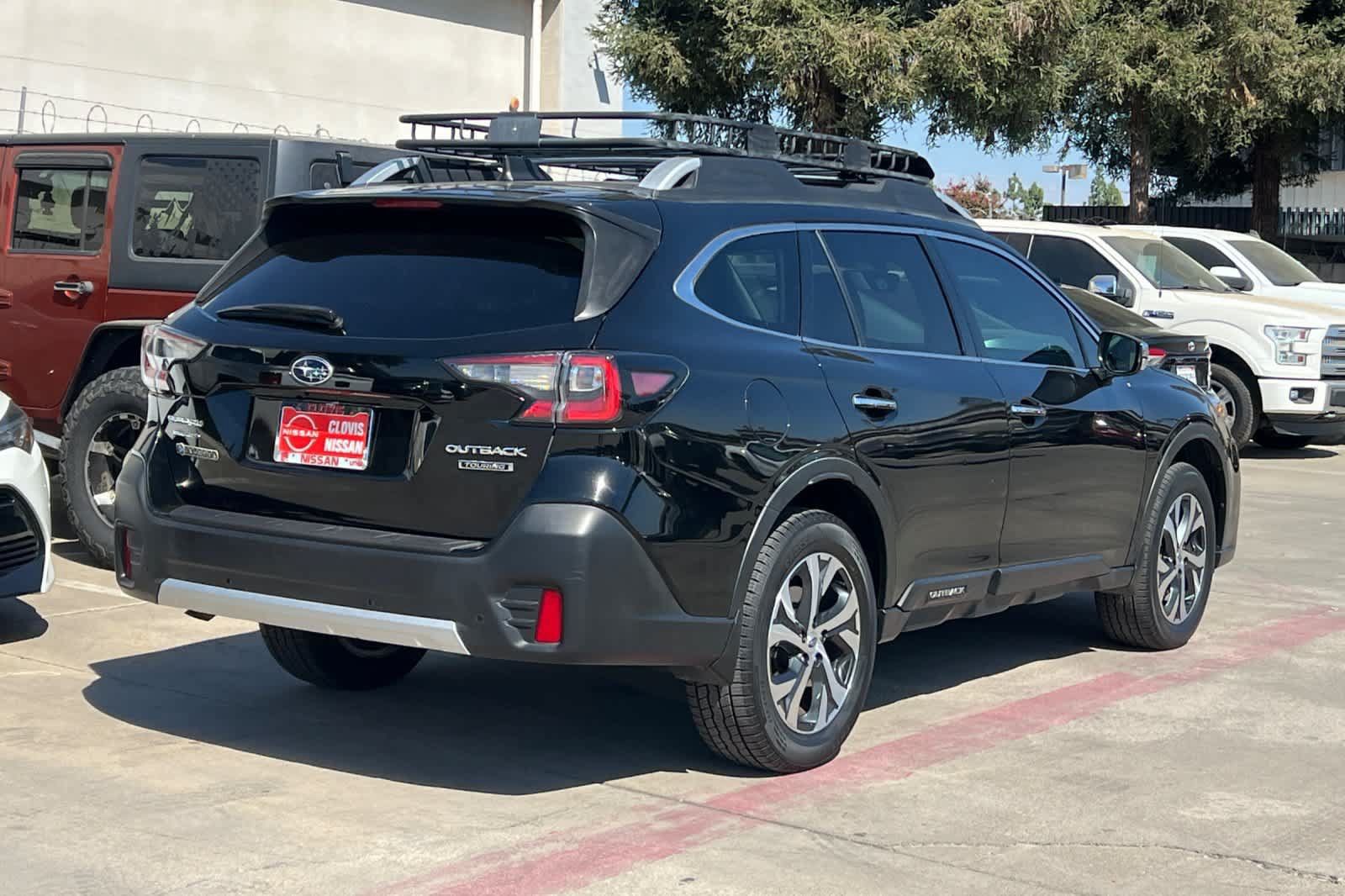 Used 2021 Subaru Outback Touring w/ Popular Package #2 AWD/4WD image 3